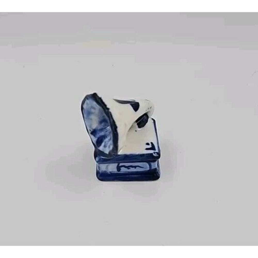 Vintage Delft Gramaphone Record Player‎ Miniature Figurine Ceramic Blue White